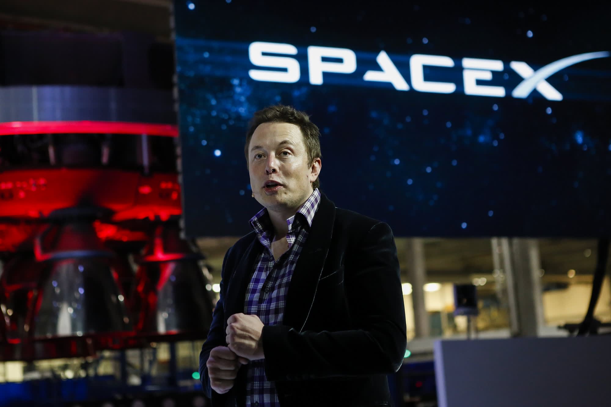 彭博社分析师称，埃隆·马斯克旗下SpaceX公司1.75万亿美元的IPO可能采用$SPCX股票代码。