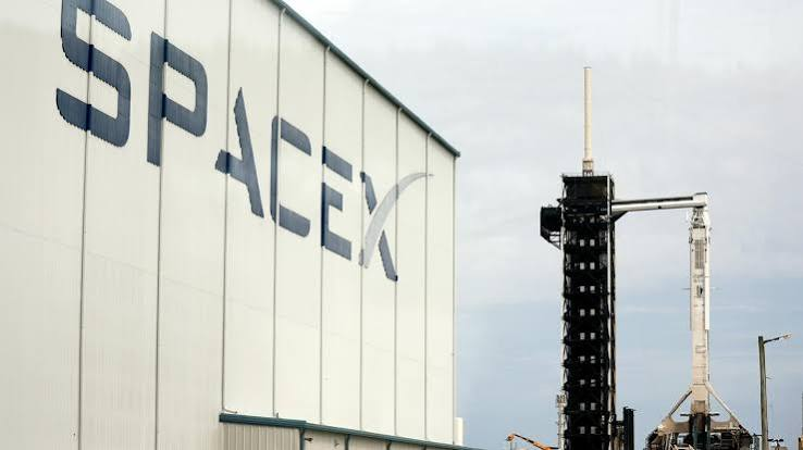 SpaceX 纳指纳入日：被动买盘已被定价，解禁潮才是关键变量？