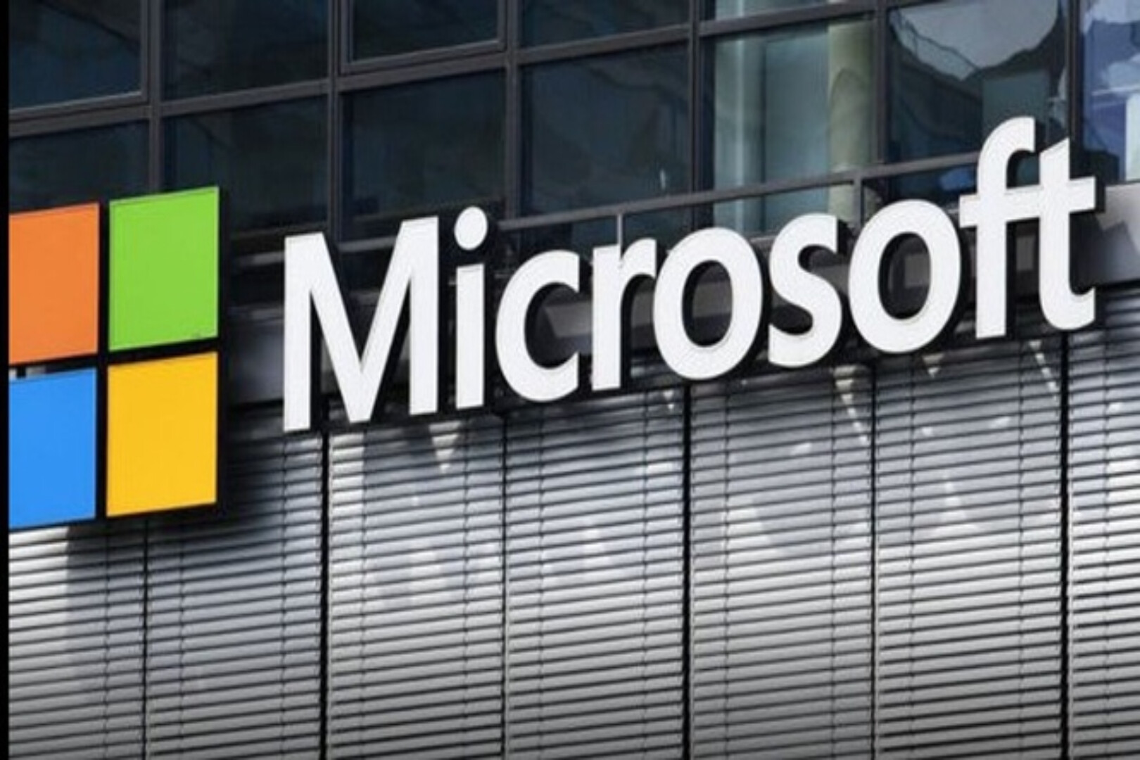高盛喊出 610 美元：微软的 AI 故事，全靠 Azure 这一仗