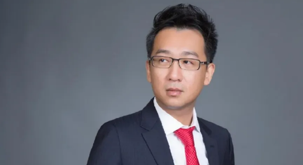 洪灝：IPO市场吸引所有注意力，恒生科技指数仍在徘徊，短期会反弹几天，但高估值个股仍不够便宜，不值得长期持有