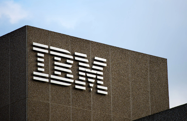提前预警业绩后股价暴跌，IBM“弄巧成拙”？